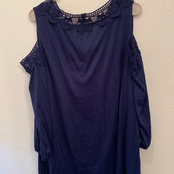 Navy Cold Shoulder Lace Blouse - Picture 3 of 4